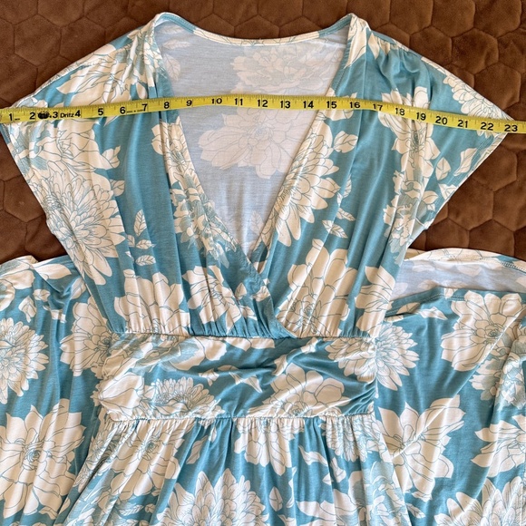 Agnes & Dora Reversible Floral Maxi - Picture 2 of 5